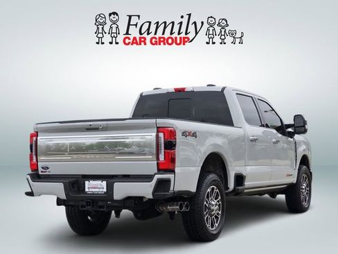 Used 2026 Ford F250 Platinum w/ Platinum Plus Package image 4