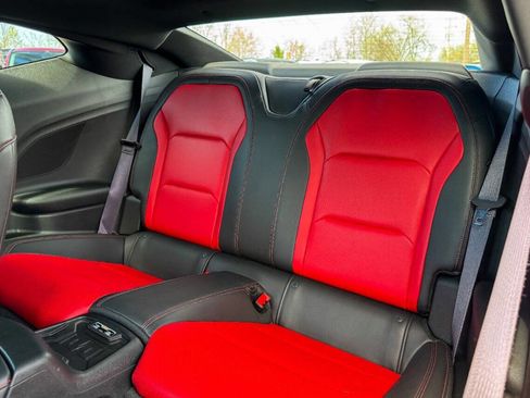 Used 2017 Chevrolet Camaro SS RWD image 21