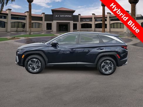 Certified 2026 Hyundai Tucson Blue SE image 5