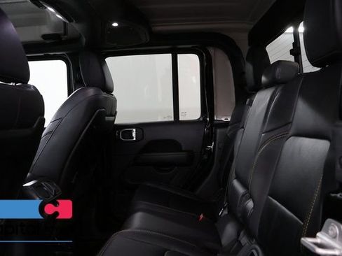 Used 2024 Jeep Gladiator Sport w/ Premium Package AWD/4WD image 30