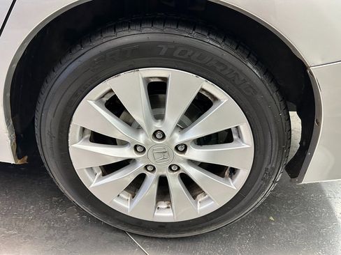 Used 2015 Honda Accord EX-L image 36