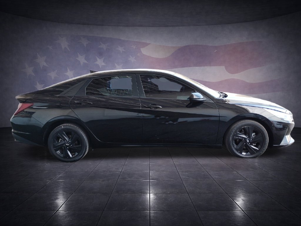 Used 2021 Hyundai Elantra SEL w/ Convenience Package FWD image 6