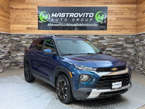 Used 2021 Chevrolet TrailBlazer LT w/ Convenience Package AWD/4WD image 4