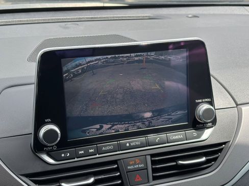 Used 2025 Nissan Altima 2.5 SR FWD image 23