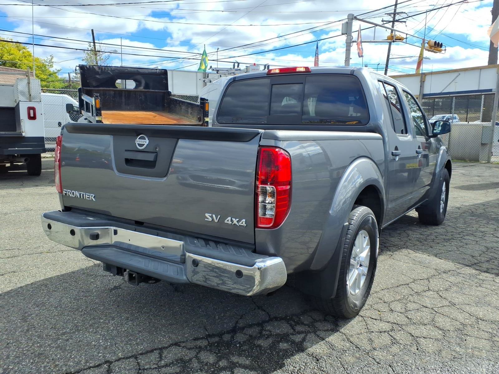 Used 2021 Nissan Frontier SV AWD/4WD image 7