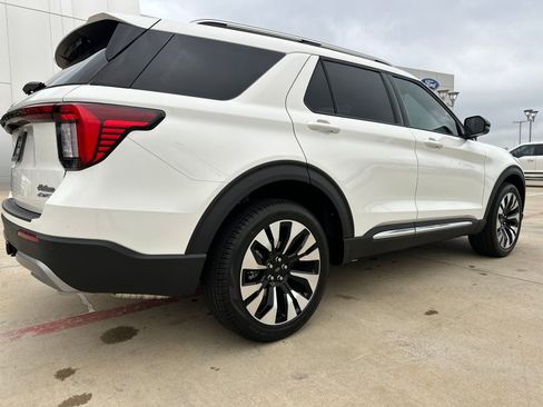 New 2026 Ford Explorer Platinum w/ LUX Leather Package image 5