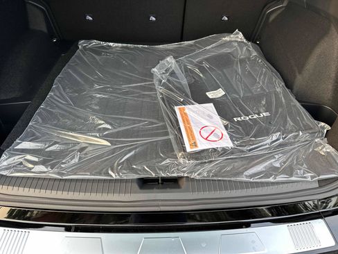 New 2026 Nissan Rogue SV w/ Cold Weather Package AWD/4WD image 15