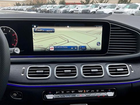 New 2025 Mercedes-Benz GLS 450 4MATIC image 7