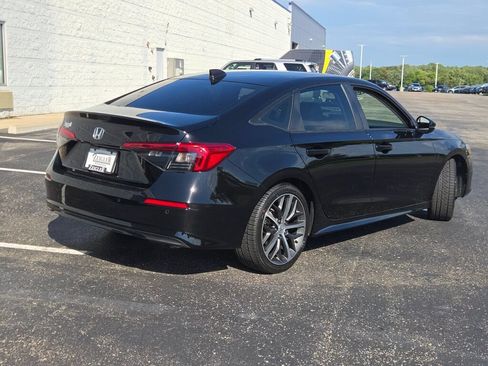 Used 2024 Honda Civic Touring image 11