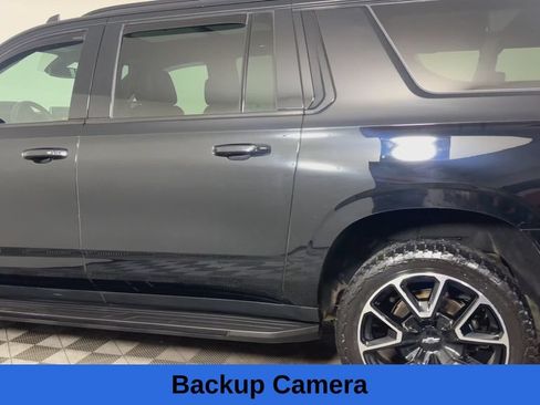 Used 2022 Chevrolet Suburban RST w/ Luxury Package AWD/4WD image 9