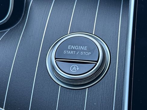 New 2025 Mercedes-Benz C 300 Sedan image 27