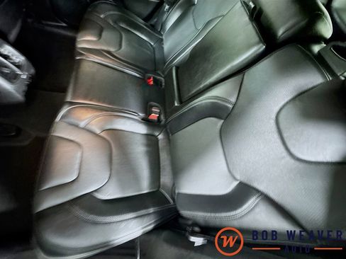 Used 2021 Jeep Cherokee Latitude Lux w/ Comfort/Convenience Group image 25