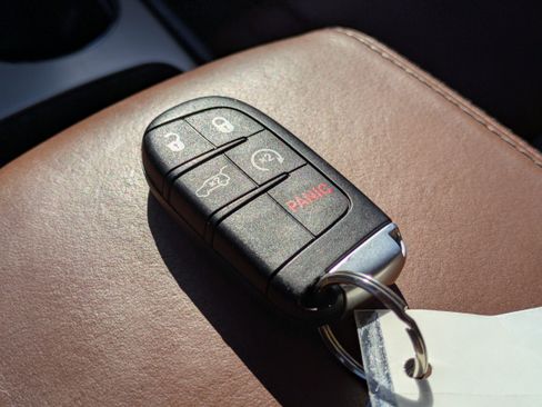 Used 2017 Jeep Grand Cherokee Summit image 35