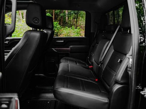 Used 2021 GMC Sierra 2500 Denali w/ Denali Black Diamond Edition AWD/4WD image 53