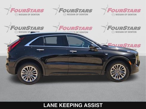 Used 2025 Cadillac XT4 Premium Luxury FWD image 3