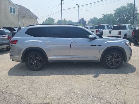 Used 2021 Volkswagen Atlas SE w/ Panoramic Sunroof Package AWD/4WD image 24