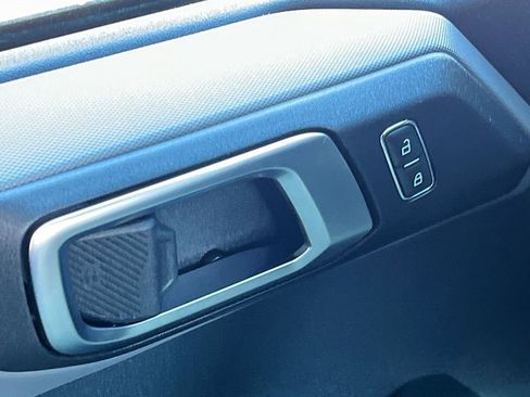 Used 2023 Ford Bronco Base image 17