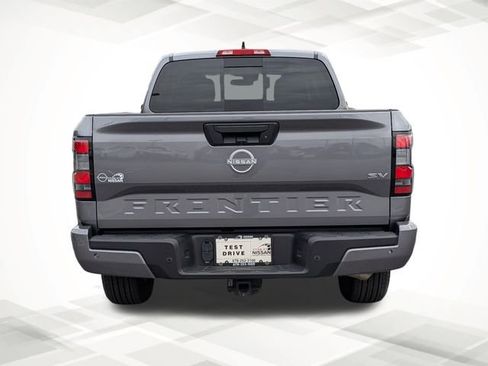 Certified 2024 Nissan Frontier SV w/ Technology Package image 5