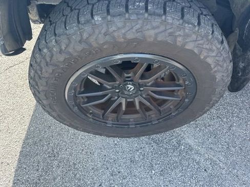Used 2021 Toyota 4Runner SR5 AWD/4WD image 10