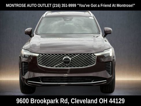 New 2026 Volvo XC90 B5 Core w/ Protection Package Premier image 8