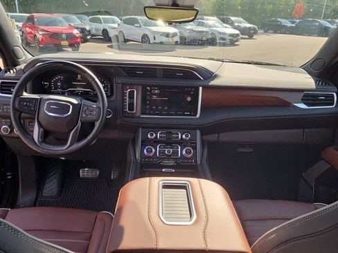 Used 2024 GMC Yukon Denali Ultimate image 7