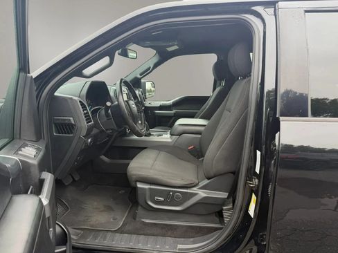 Used 2018 Ford F150 XLT w/ Equipment Group 302A Luxury AWD/4WD image 25