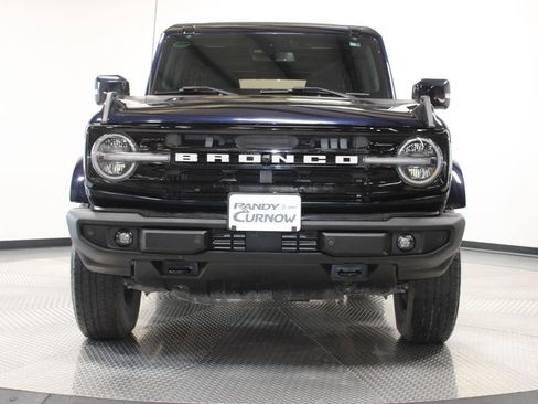 Used 2021 Ford Bronco Outer Banks image 2