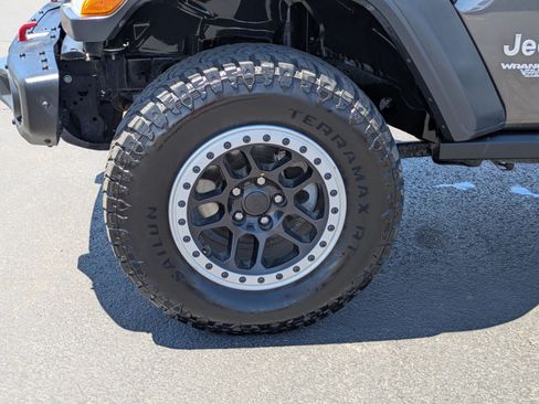 Used 2019 Jeep Wrangler Unlimited Sport S AWD/4WD image 11