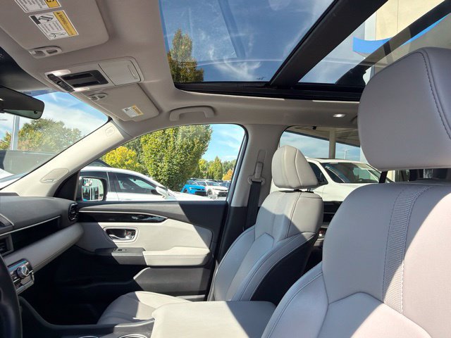 Certified 2023 Honda Pilot Touring image 16
