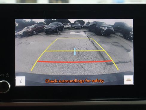 Used 2025 Toyota Camry LE FWD image 16