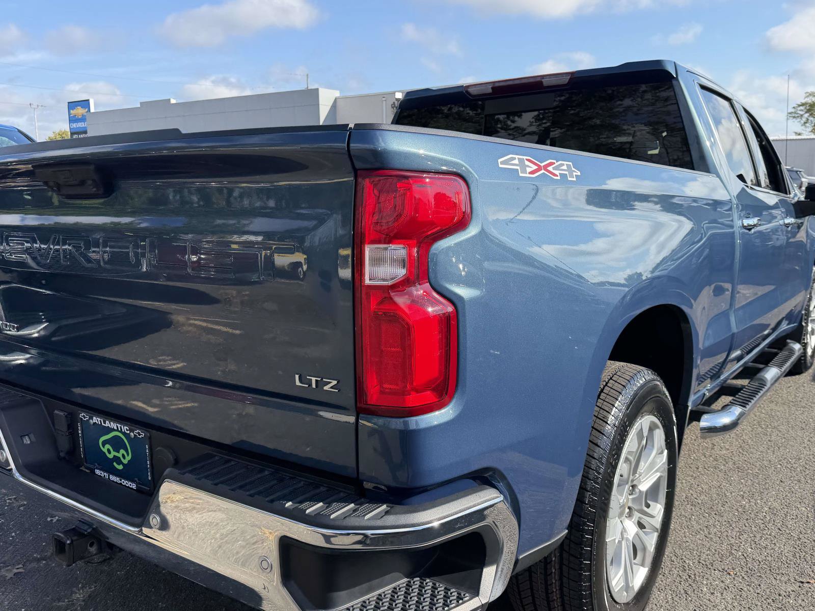 Certified 2024 Chevrolet Silverado 1500 LTZ w/ LTZ Premium Package AWD/4WD image 6