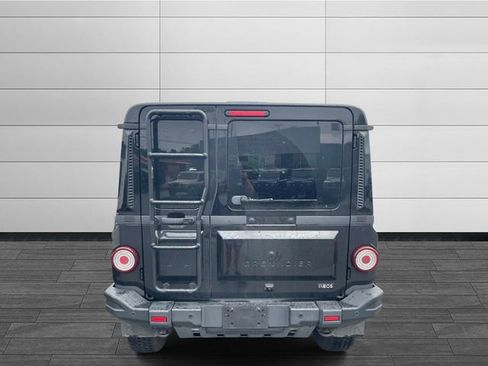 Used 2024 INEOS Grenadier AWD/4WD image 3