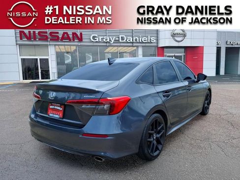 Used 2024 Honda Civic Sport image 7