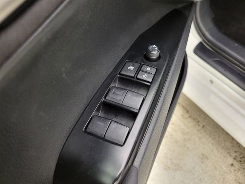 Used 2025 Toyota Camry LE image 24