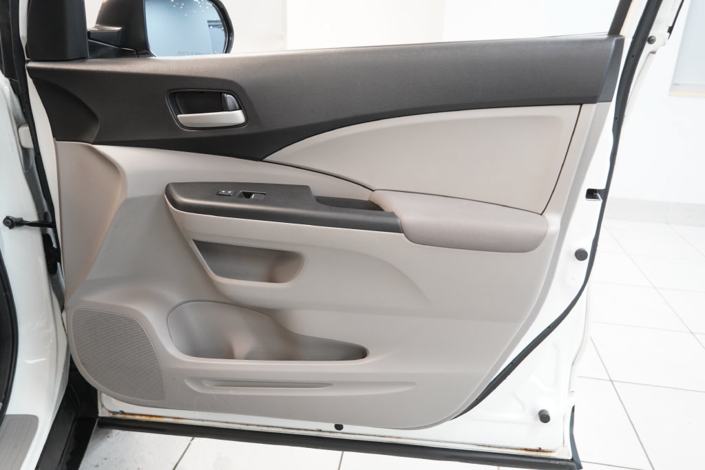 Used 2014 Honda CR-V LX image 31