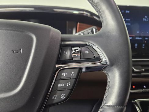 Used 2024 Lincoln Navigator Reserve AWD/4WD image 19