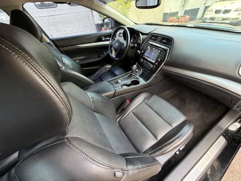 Used 2017 Nissan Maxima 3.5 SV FWD image 39