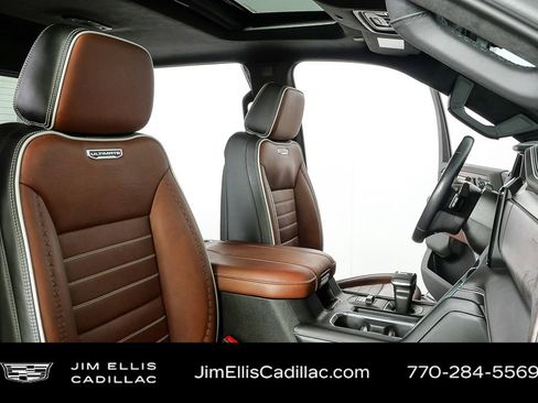 Used 2024 GMC Sierra 1500 Denali Ultimate image 24