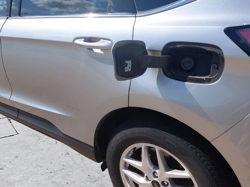 Used 2024 Ford Edge SEL AWD/4WD image 26