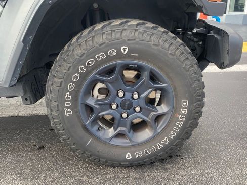 Used 2023 Jeep Wrangler Unlimited w/ Cold Weather Group AWD/4WD image 12