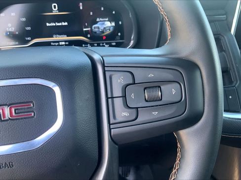Used 2024 GMC Yukon XL AT4 w/ AT4 Premium Package AWD/4WD image 25