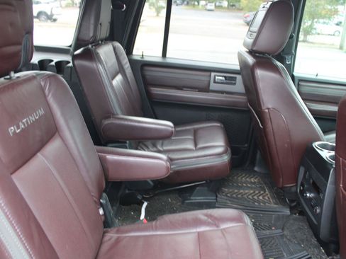 Used 2016 Ford Expedition EL Platinum AWD/4WD image 5