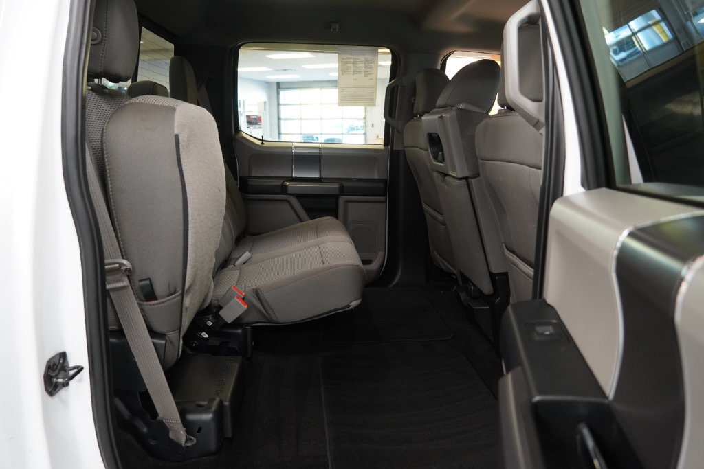 Used 2019 Ford F150 XLT w/ Equipment Group 302A Luxury AWD/4WD image 30