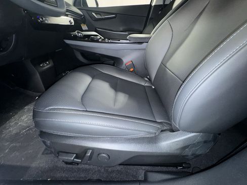 New 2025 Kia EV6 Wind image 14