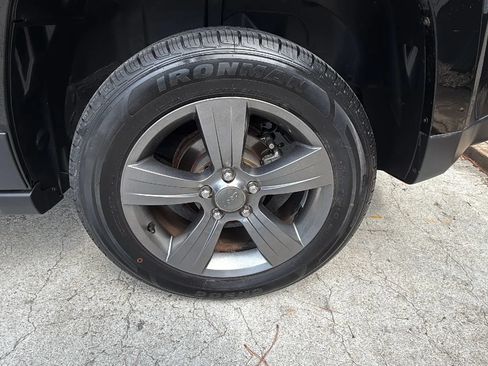 Used 2015 Jeep Patriot High Altitude AWD/4WD image 45