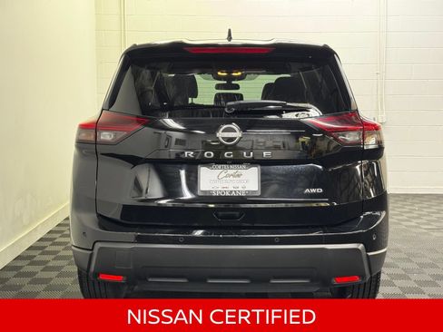 Certified 2025 Nissan Rogue SV AWD/4WD image 9