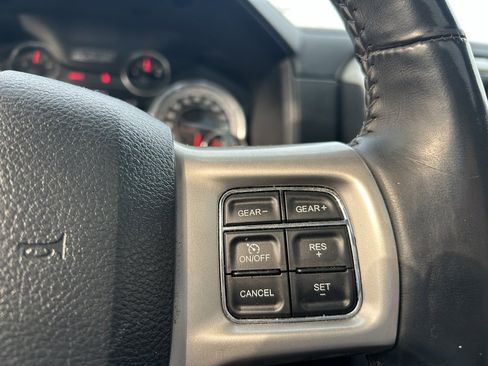 Used 2016 RAM 1500 Laramie w/ Convenience Group image 18