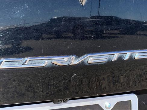 Used 2017 Chevrolet Corvette Stingray Coupe image 9