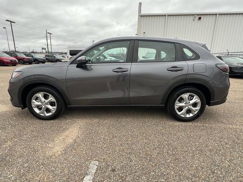 Used 2023 Honda HR-V LX image 5