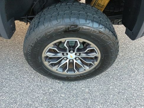Used 2019 Chevrolet Colorado ZR2 AWD/4WD image 22